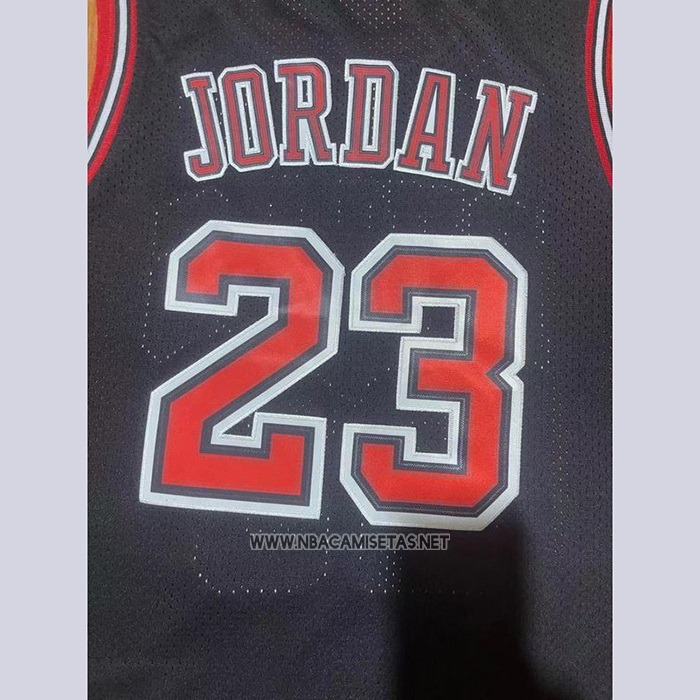 Camiseta Chicago Bulls Michael Jordan NO 23 Mitchel & Ness 1997-98 Negro